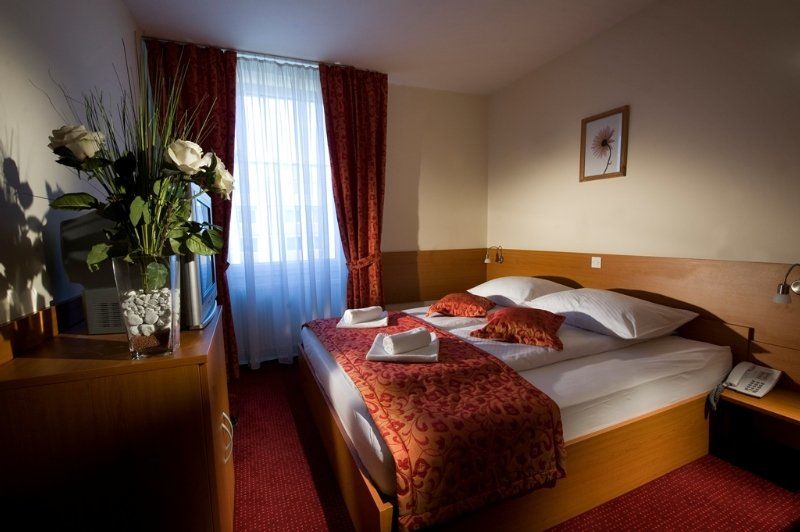Park Hotel 3*